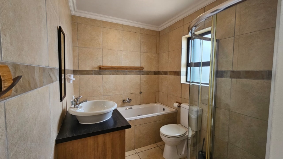 2 Bedroom Property for Sale in Blue Mountain Village Western Cape
